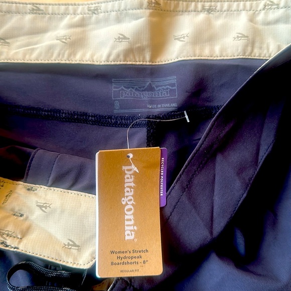 Patagonia hydropeak stretch board shorts 8” inseam - Picture 2 of 4